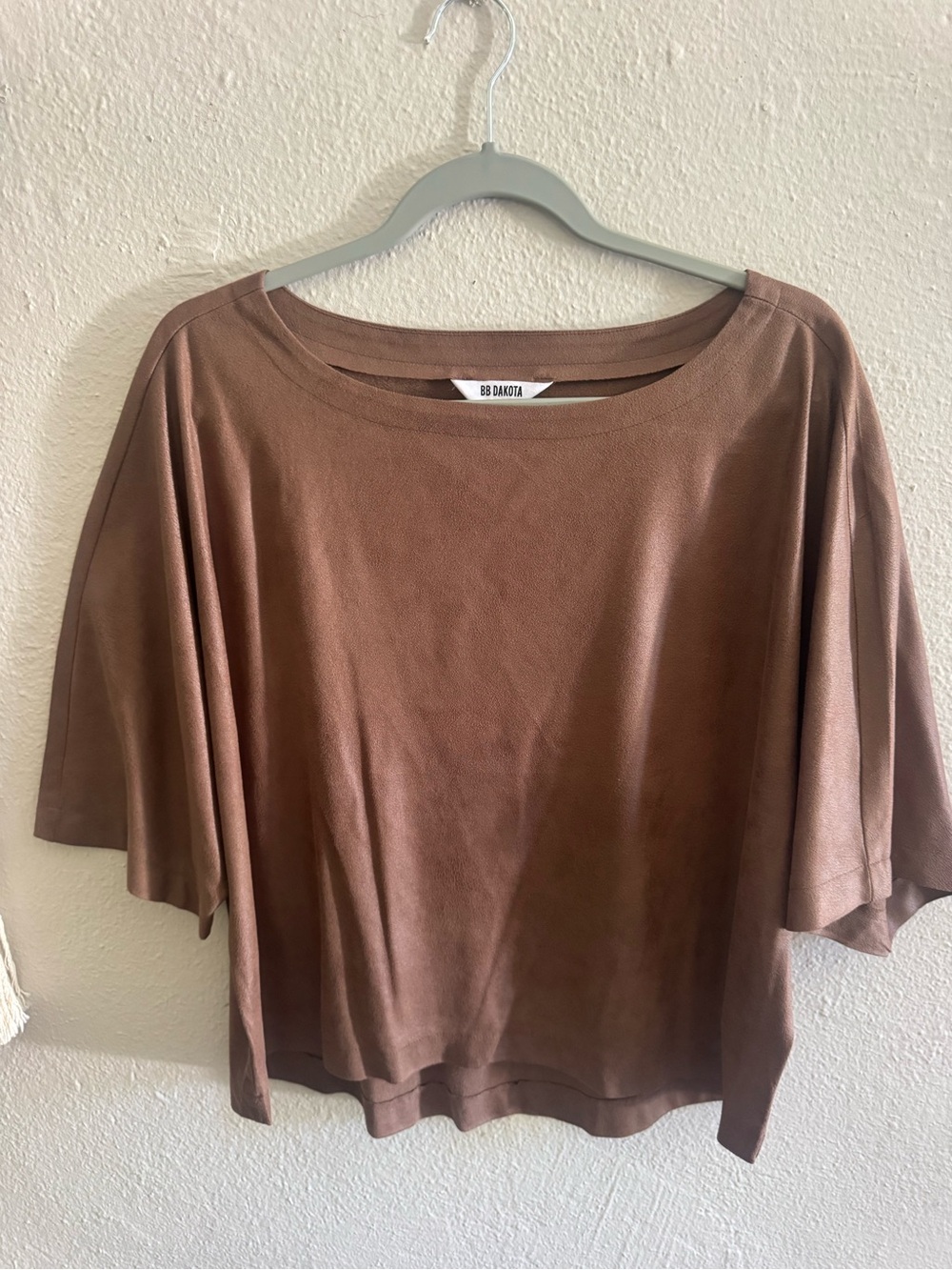BB Dakota Brown Relaxed Short Sleeve Top